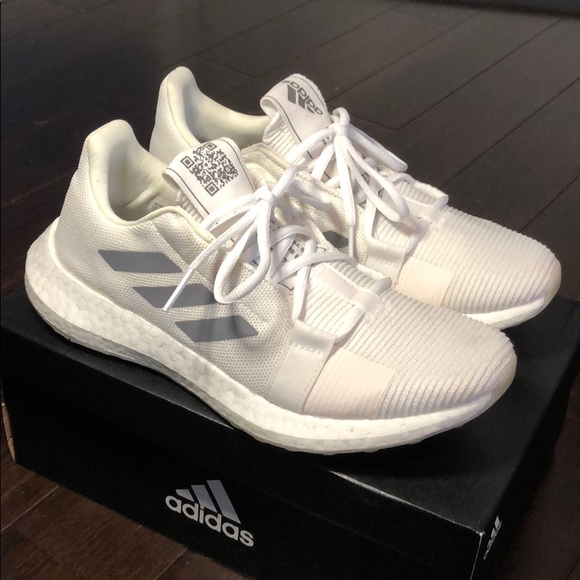 Adidas White Senseboost Go - Picture 1 of 8